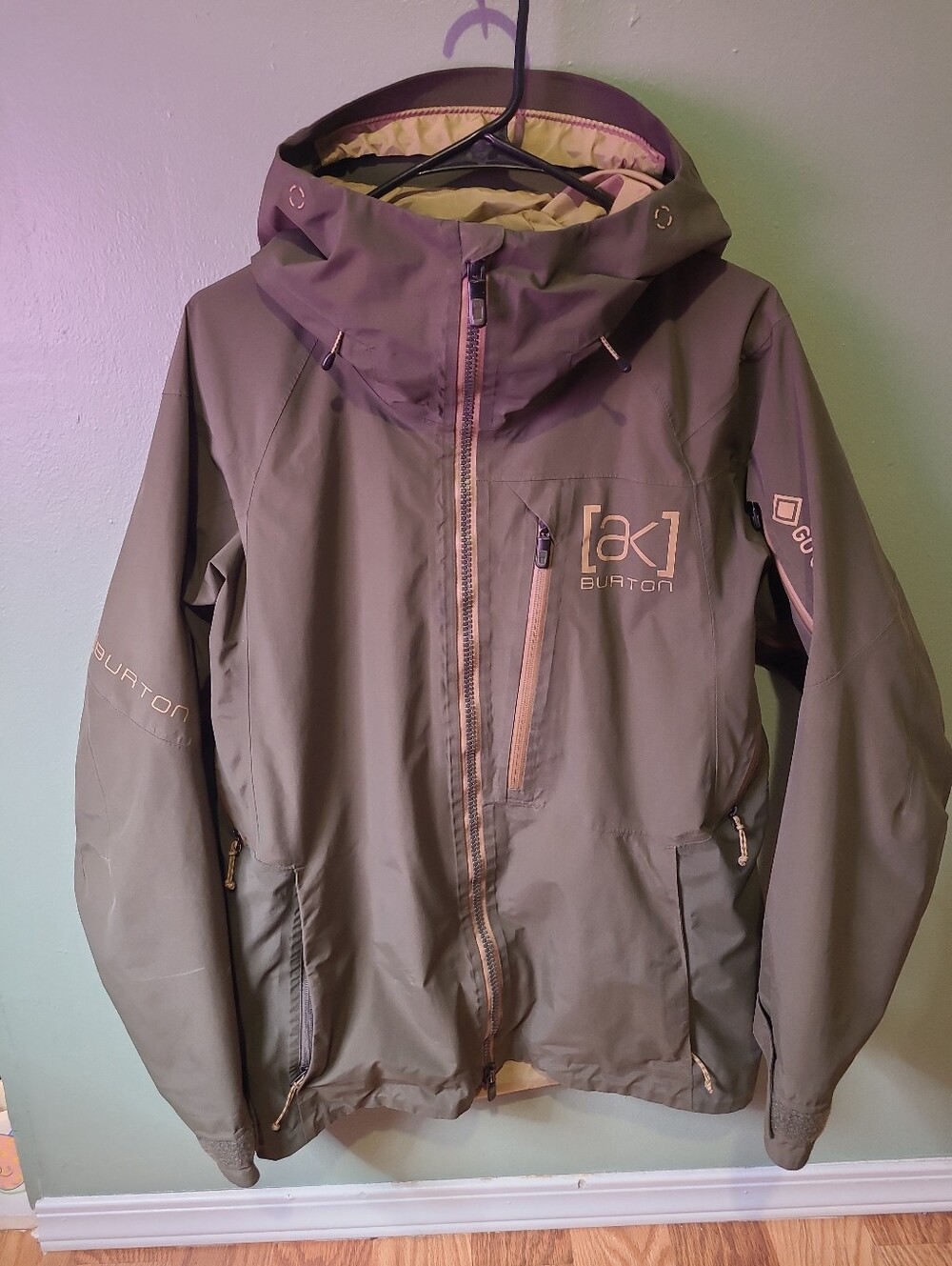 Burton AK Cyclic GORE-TEX Snowboard Jacket Mens XS Dark Green